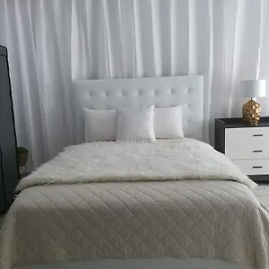 https://ocean-white-aparment.sanjuanpuertorico-hotels.com